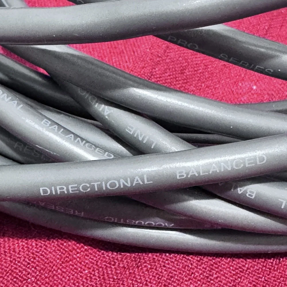 AR Acoustic Research Pro Series Directional Balanced Audio Cable 25 Ft. Gold Pla